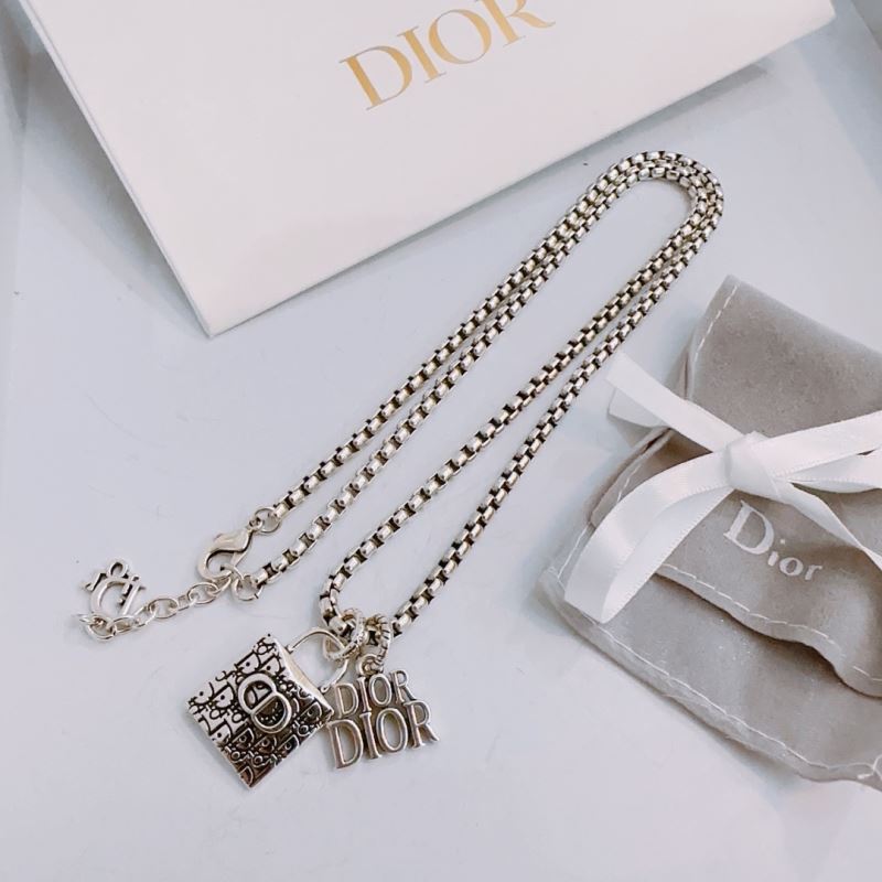 Christian Dior Necklaces